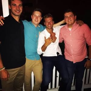 Meet your Posher, Corey